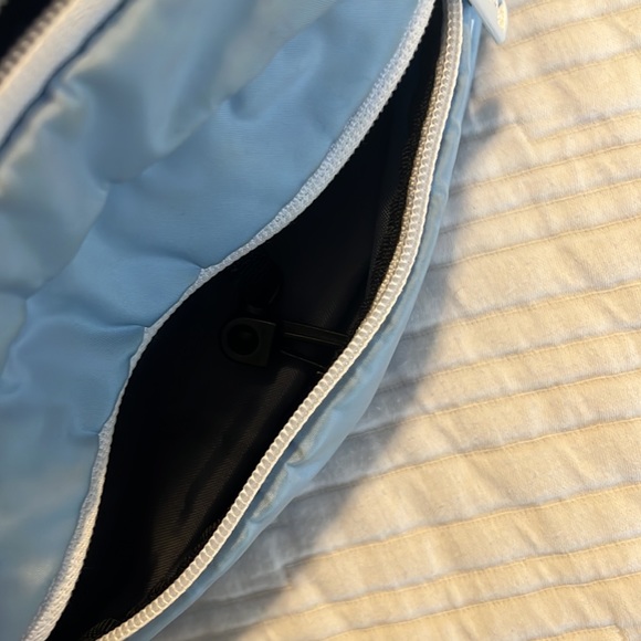 Adidas Fanny Pack - Picture 5 of 5